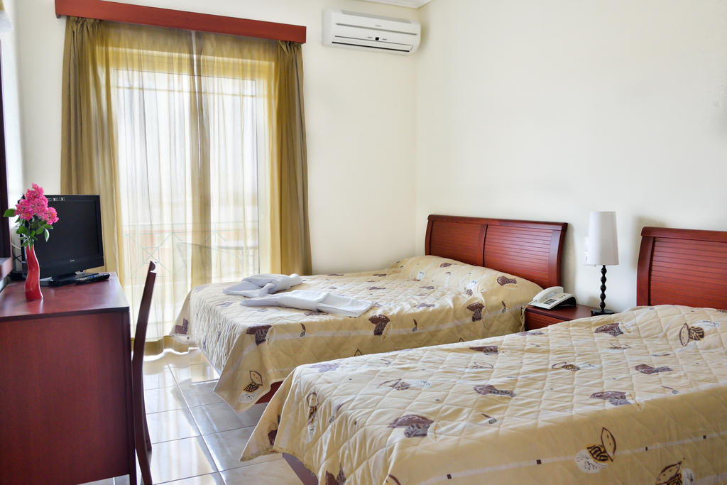 Evia Studios Loutra Edipsou  Room photo
